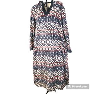 Anne Klein Size Medium Gray Pink Aztec Cozy Hooded Long Fleece Pullover Robe NWT